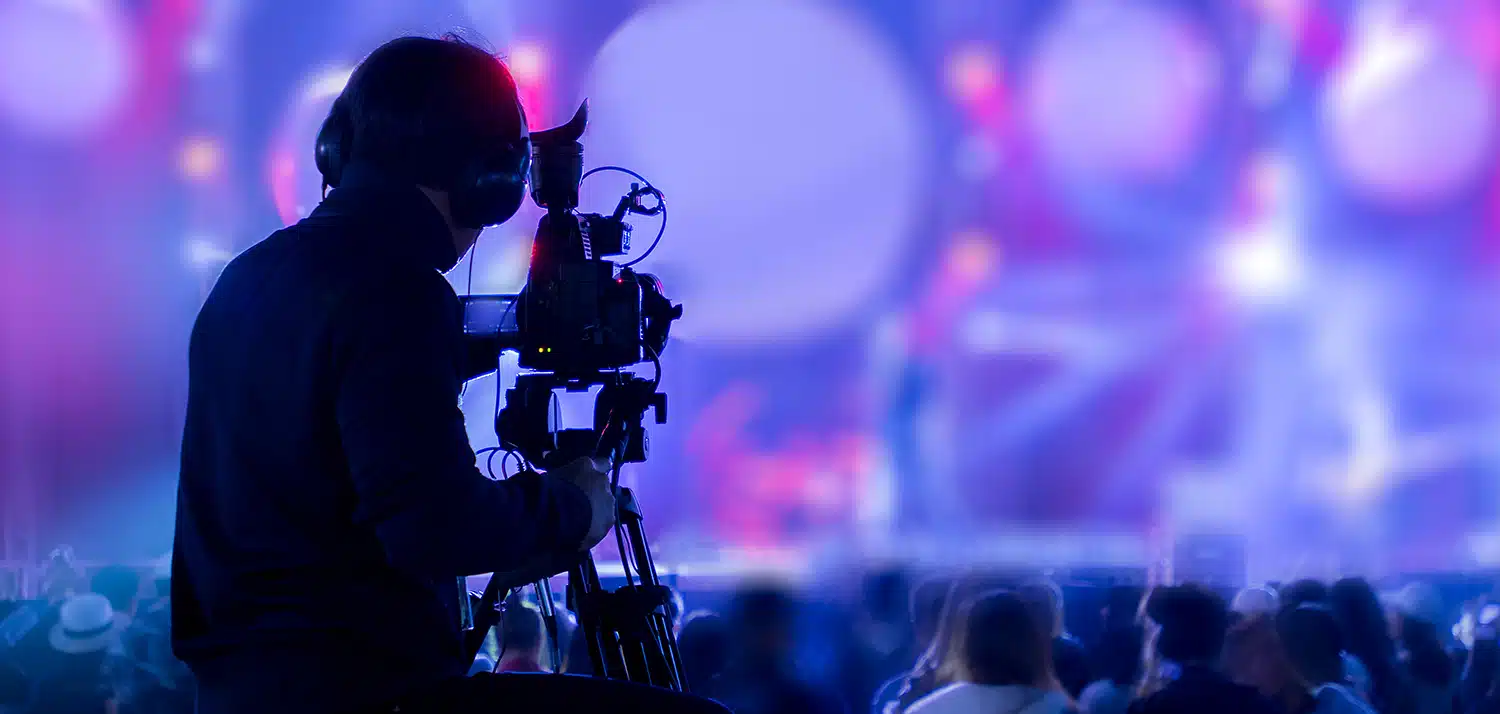 What should I look for in a hybrid event platform?